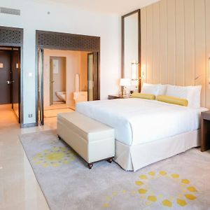 Premium Room Corniche View Balcony